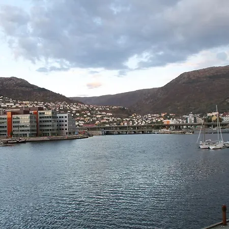 Byfjorden Apartment *